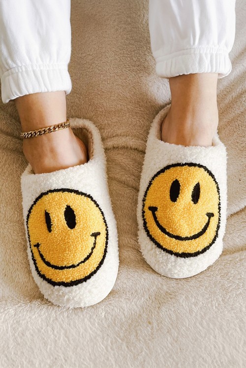 White Smile Face Print Non slip Plush Slippers